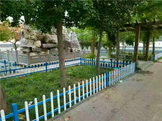 綠化鋅鋼護(hù)欄